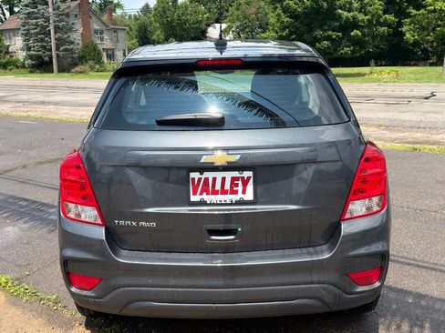Used 2019 Chevrolet Trax LS AWD/4WD image 7