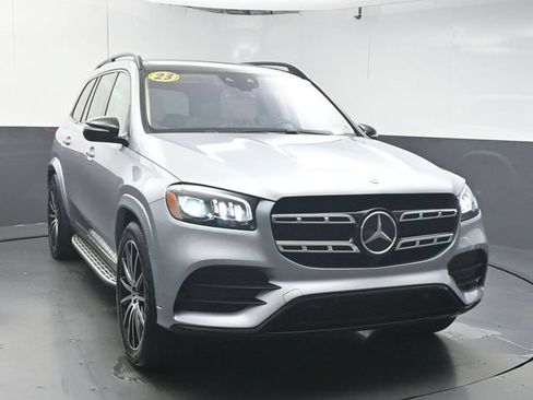 Used 2023 Mercedes-Benz GLS 450 4MATIC image 2