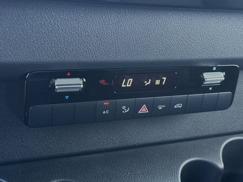 Used 2024 Mercedes-Benz Sprinter 144 Cargo image 21