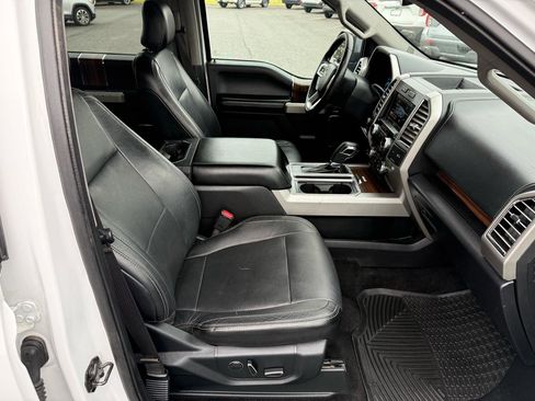 Used 2015 Ford F150 Lariat w/ Equipment Group 502A Luxury image 14