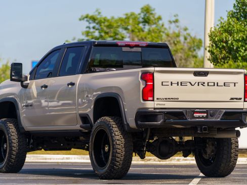 Used 2026 Chevrolet Silverado 2500 ZR2 w/ LPO, Dark Essentials Package AWD/4WD image 3