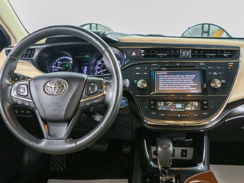 Used 2017 Toyota Avalon Limited FWD image 17