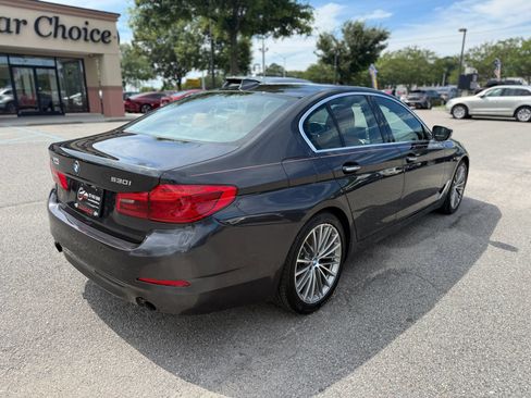 Used 2018 BMW 530i xDrive AWD/4WD image 8