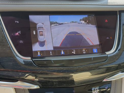 Certified 2021 Cadillac XT6 Premium Luxury AWD/4WD image 15