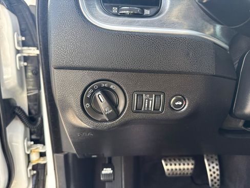 Used 2017 Dodge Charger R/T RWD image 25