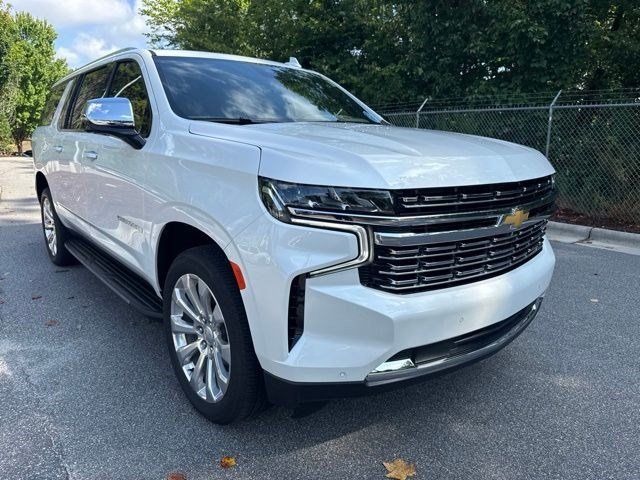 Used 2024 Chevrolet Suburban Premier AWD/4WD image 11