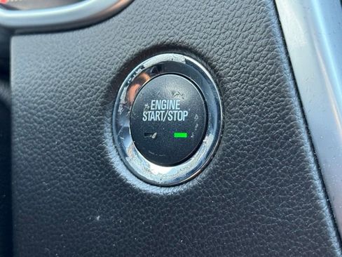 Used 2016 Cadillac SRX Performance FWD image 21