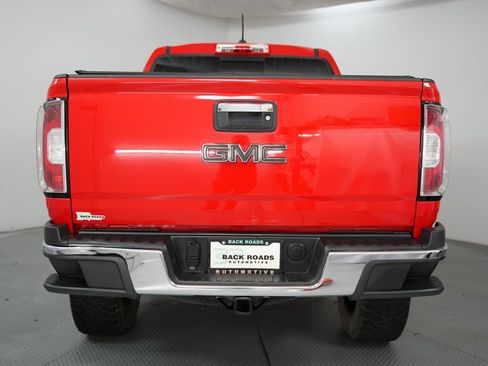 Used 2016 GMC Canyon SLT w/ Driver Alert Package image 8
