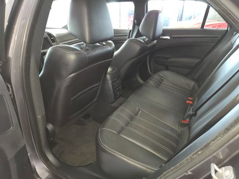 Used 2015 Chrysler 300 S w/ 300S Premium Group RWD image 18