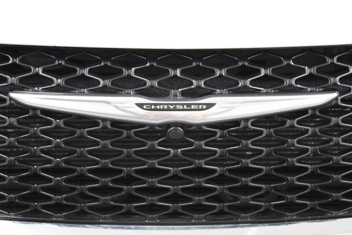 Used 2022 Chrysler Pacifica Touring-L FWD image 34