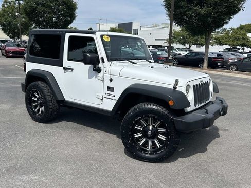 Used 2016 Jeep Wrangler Sport w/ Quick Order Package 24S AWD/4WD image 1
