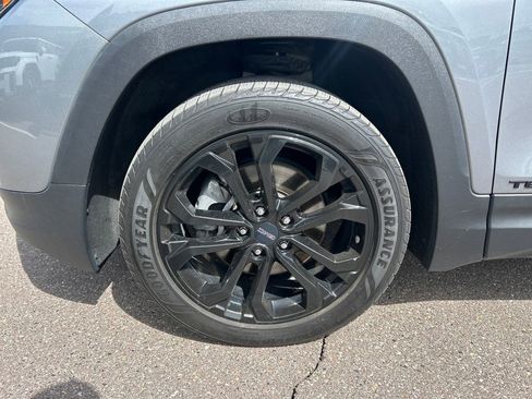 Used 2020 GMC Terrain SLT w/ Preferred Package AWD/4WD image 9