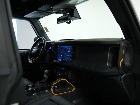 Used 2024 Ford Bronco Badlands AWD/4WD image 24