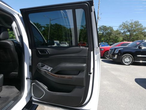 Used 2020 Chevrolet Suburban LT AWD/4WD image 22