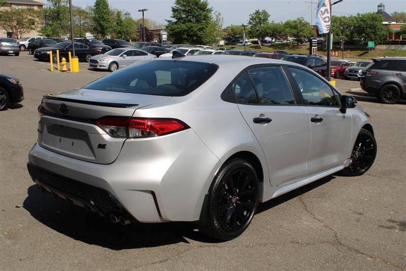 Used 2021 Toyota Corolla SE w/ Carpet Mat Package (TMS) FWD image 5