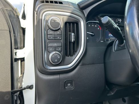 Used 2021 GMC Sierra 1500 SLE w/ X31 Off-Road Package AWD/4WD image 24