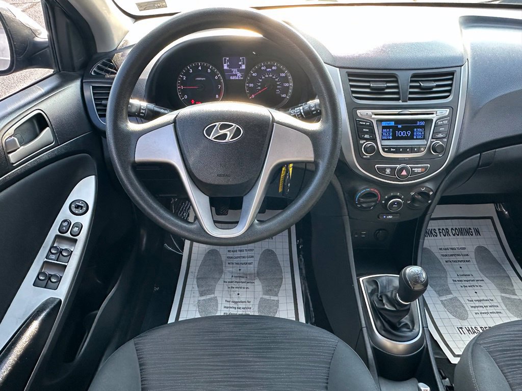 Used 2016 Hyundai Accent SE FWD image 26