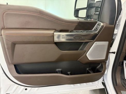 New 2026 Ford F250 4x4 Crew Cab Super Duty image 13