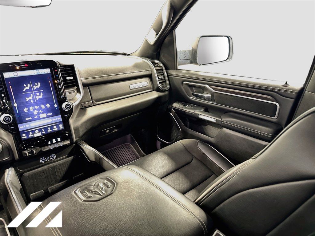 Used 2025 RAM 1500 Laramie AWD/4WD image 26