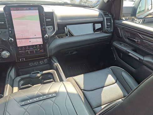 Used 2026 RAM 1500 Limited AWD/4WD image 11