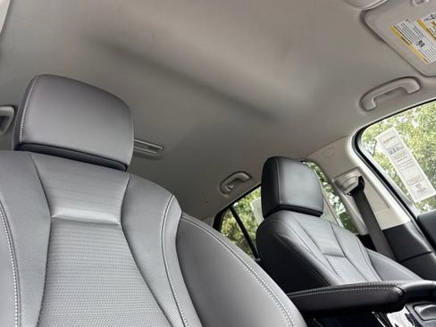 Used 2024 Buick Envision Preferred AWD/4WD image 20
