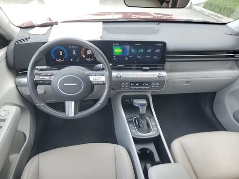 Used 2024 Hyundai Kona SEL FWD image 11