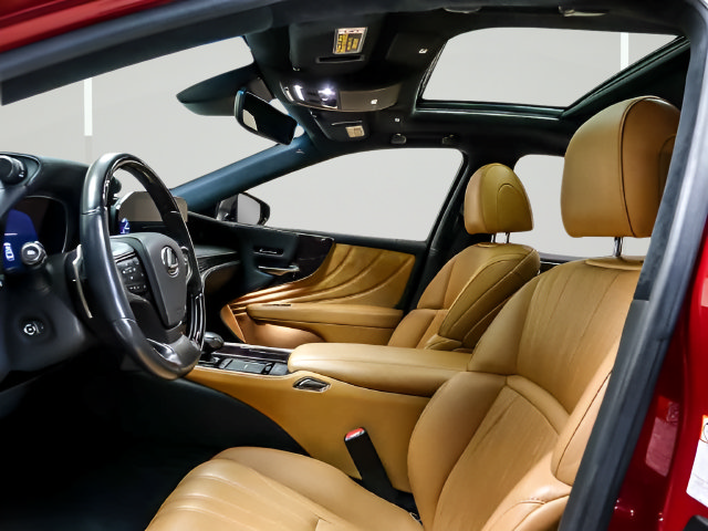 Used 2021 Lexus LS 500 AWD w/ Interior Upgrade Package image 9