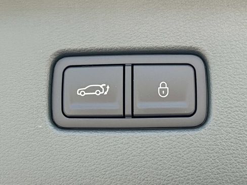 New 2026 Genesis GV80 2.5T Prestige image 14