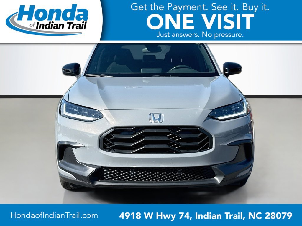 Used 2025 Honda HR-V Sport image 2