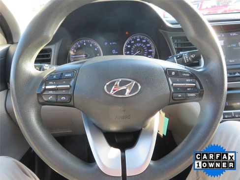 Used 2020 Hyundai Elantra SEL image 22