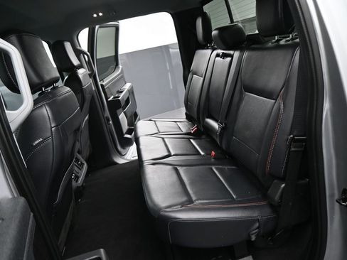 Used 2023 Ford F250 Lariat w/ Sport Appearance Package AWD/4WD image 3