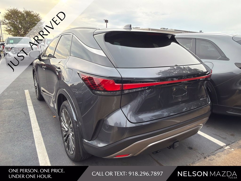 Used 2025 Lexus RX 350 AWD w/ Convenience Package image 4