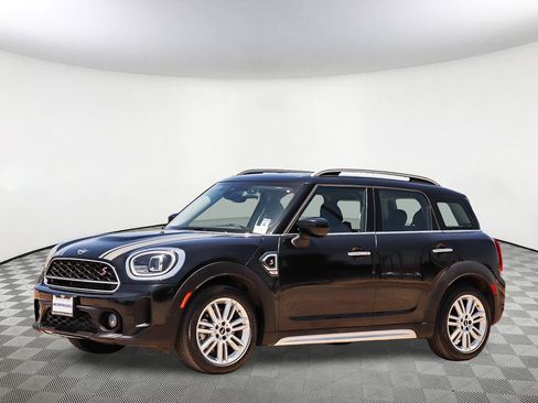 Used 2024 MINI Cooper Countryman S FWD image 6