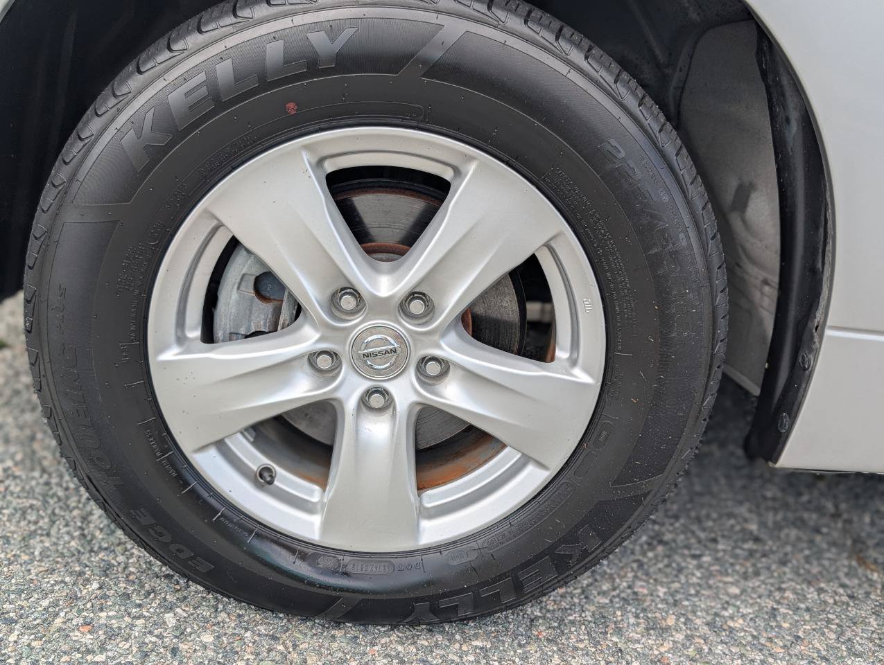 Used 2017 Nissan Quest SV FWD image 4