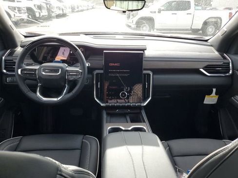 New 2026 GMC Acadia Denali image 12