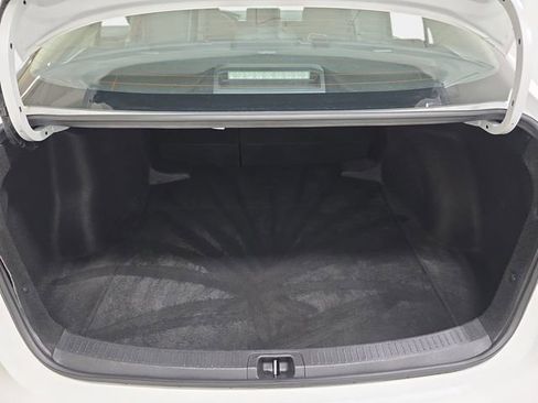 Certified 2024 Toyota Corolla LE image 31