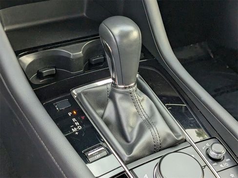 Used 2025 MAZDA MAZDA3 s image 17