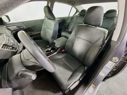 Used 2015 Honda Accord LX image 19