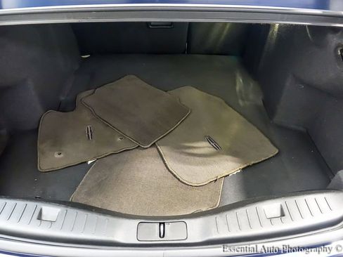 Used 2017 Lincoln MKZ Premiere image 20