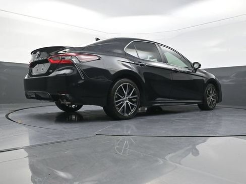 Used 2024 Toyota Camry SE FWD image 37