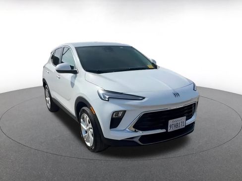 Used 2025 Buick Encore GX Preferred image 3