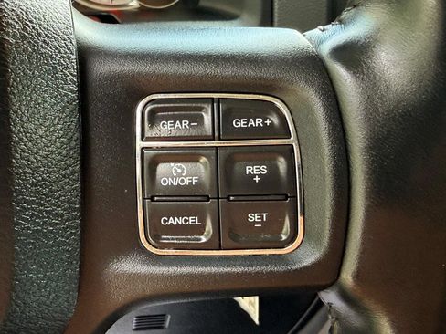 Used 2018 RAM 1500 Big Horn AWD/4WD image 39