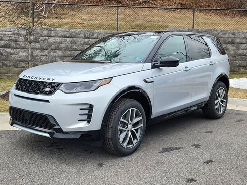 New 2026 Land Rover Discovery Sport Landmark image 1
