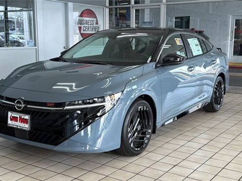 New 2026 Nissan Sentra SR image 1