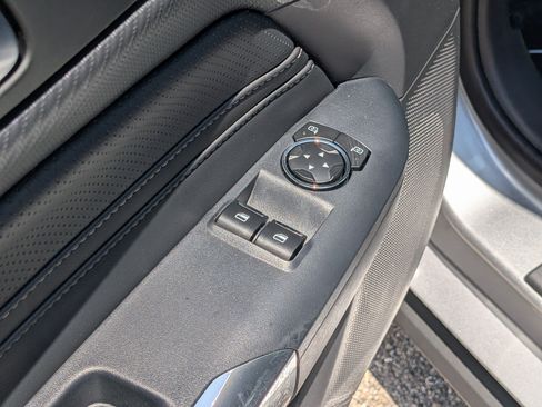 Used 2025 Ford Mustang Premium RWD image 21