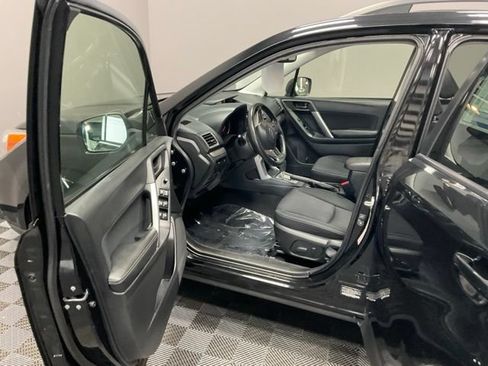Used 2016 Subaru Forester 2.5i Premium w/ Popular Package #2 AWD/4WD image 14
