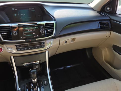 Used 2015 Honda Accord EX-L image 14