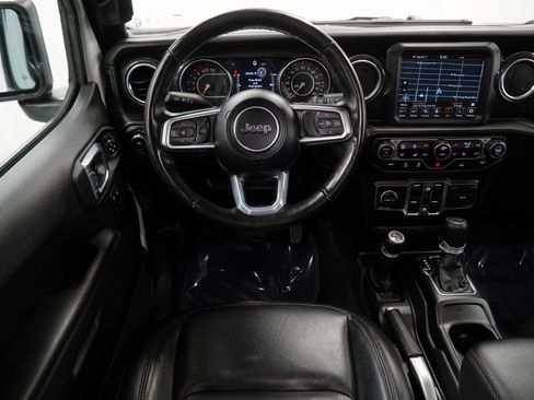 Certified 2022 Jeep Wrangler Unlimited Sahara image 24