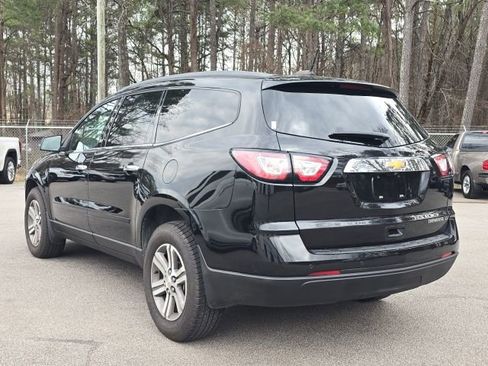 Used 2016 Chevrolet Traverse LT image 4