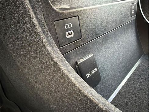 Used 2023 Subaru Solterra AWD image 28